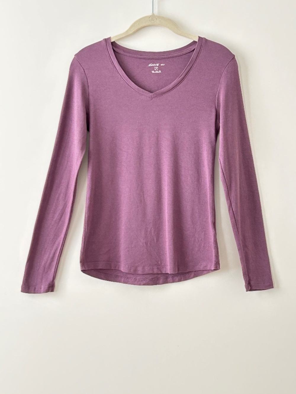 Eddie Bauer Purple V-Neck Long Sleeve Tee